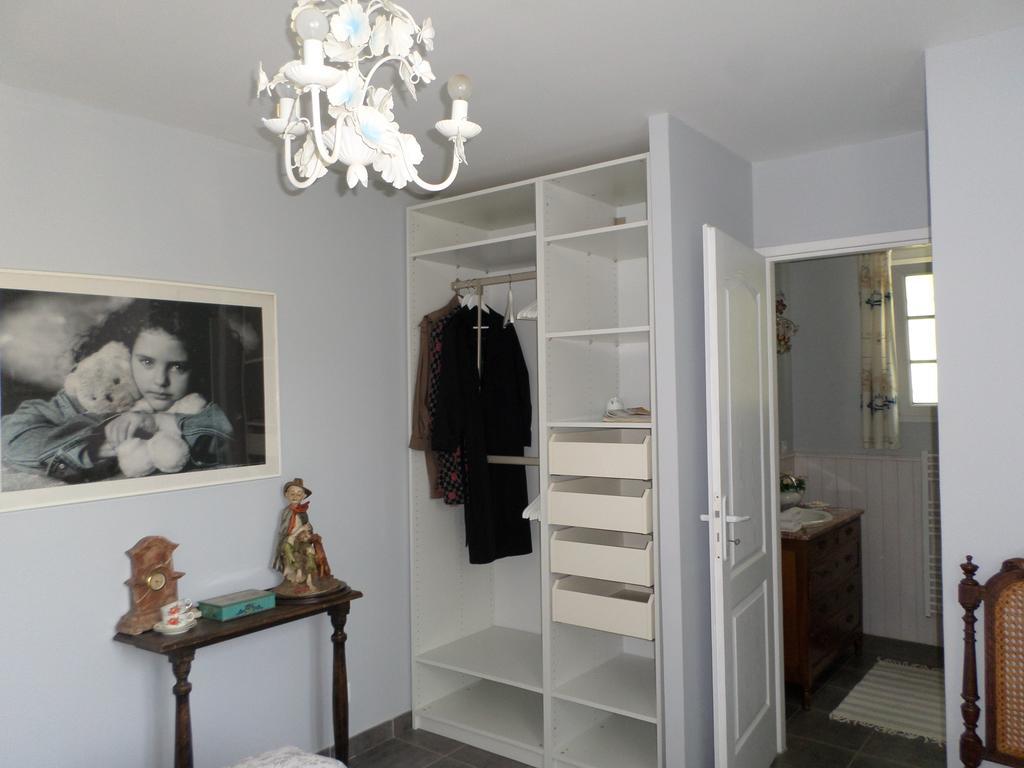 Les Broussous Bed and Breakfast Sauve Δωμάτιο φωτογραφία