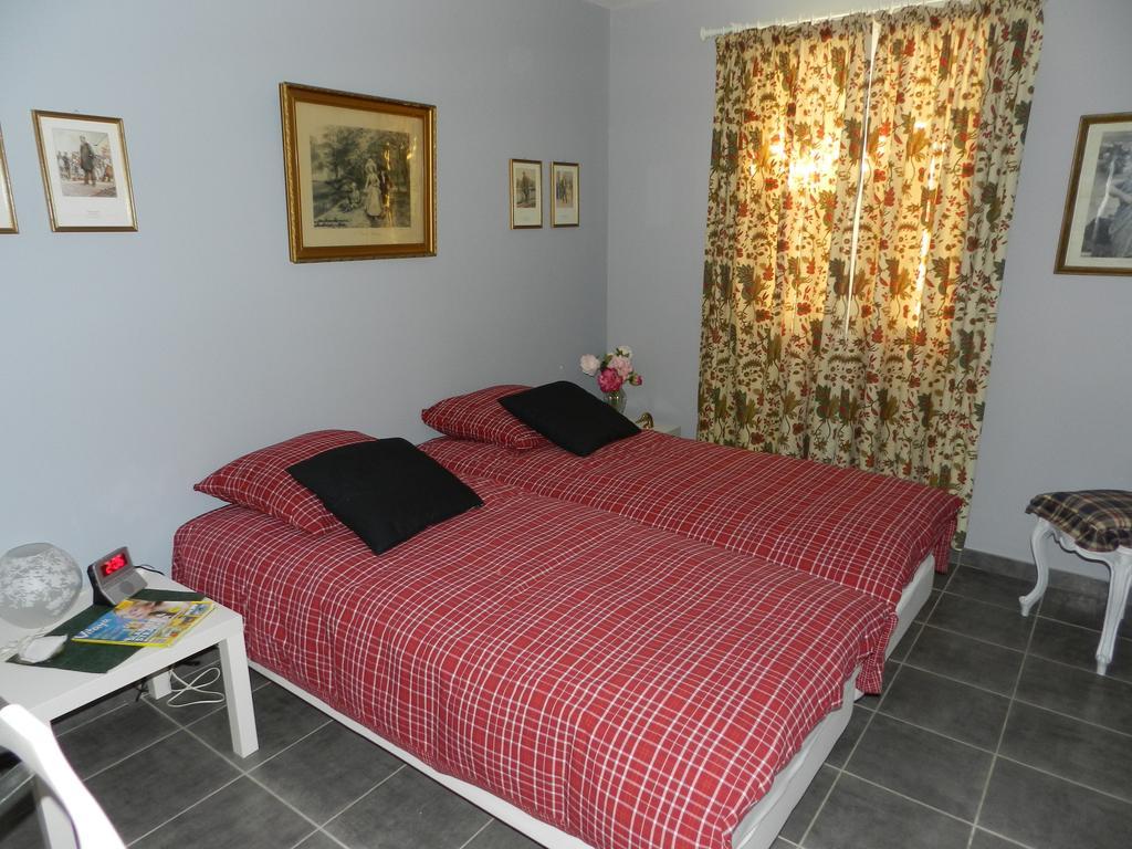 Les Broussous Bed and Breakfast Sauve Δωμάτιο φωτογραφία
